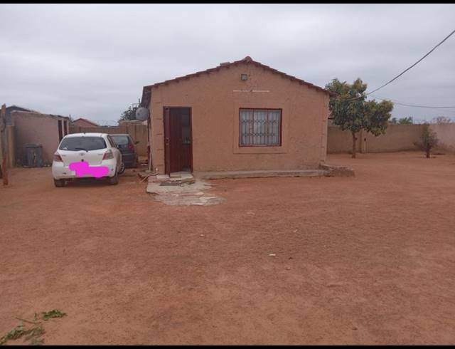 2 BEDROOM HOUSE FOR SALE IN WINTERVELDT WARD 3